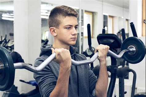 What is Weight Training in High School: A Journey Through Muscles and Metaphors